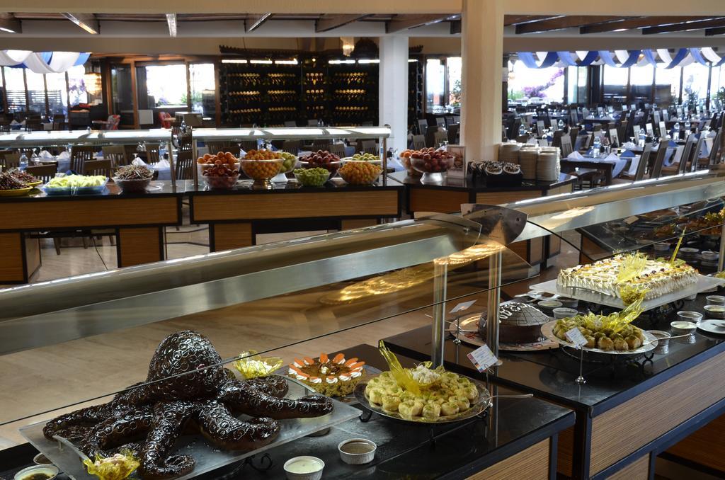 Emelda Sun Club Hotell Kemer Restaurant bilde