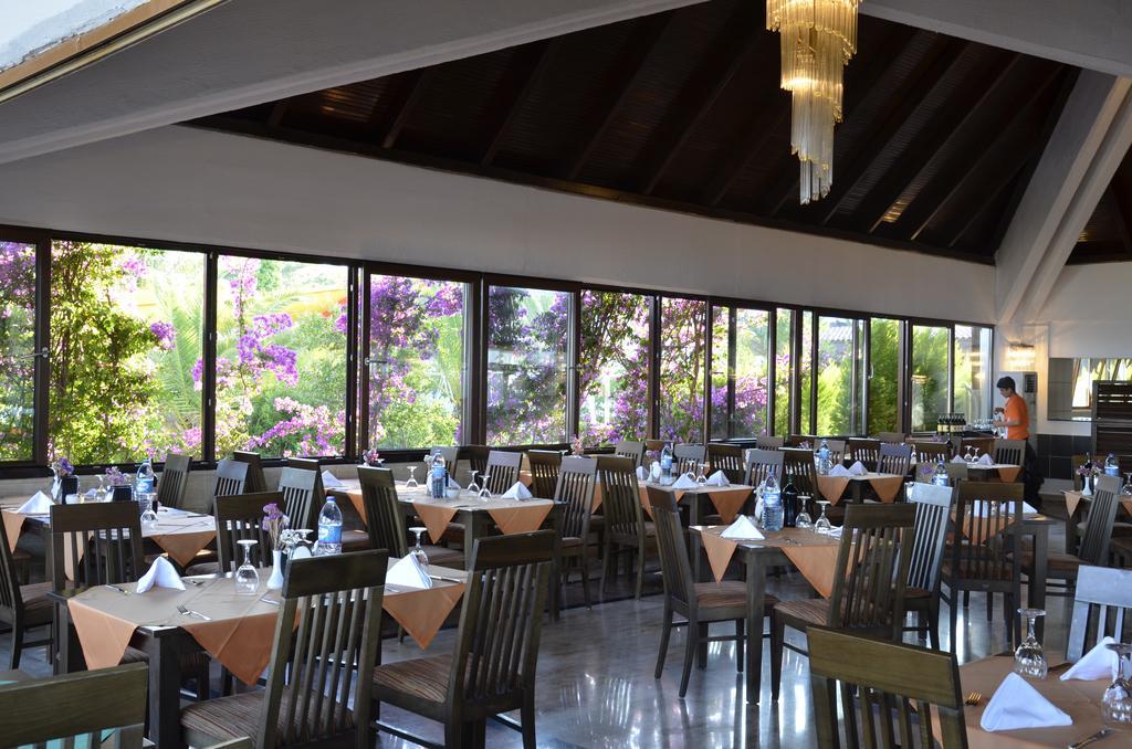 Emelda Sun Club Hotell Kemer Eksteriør bilde